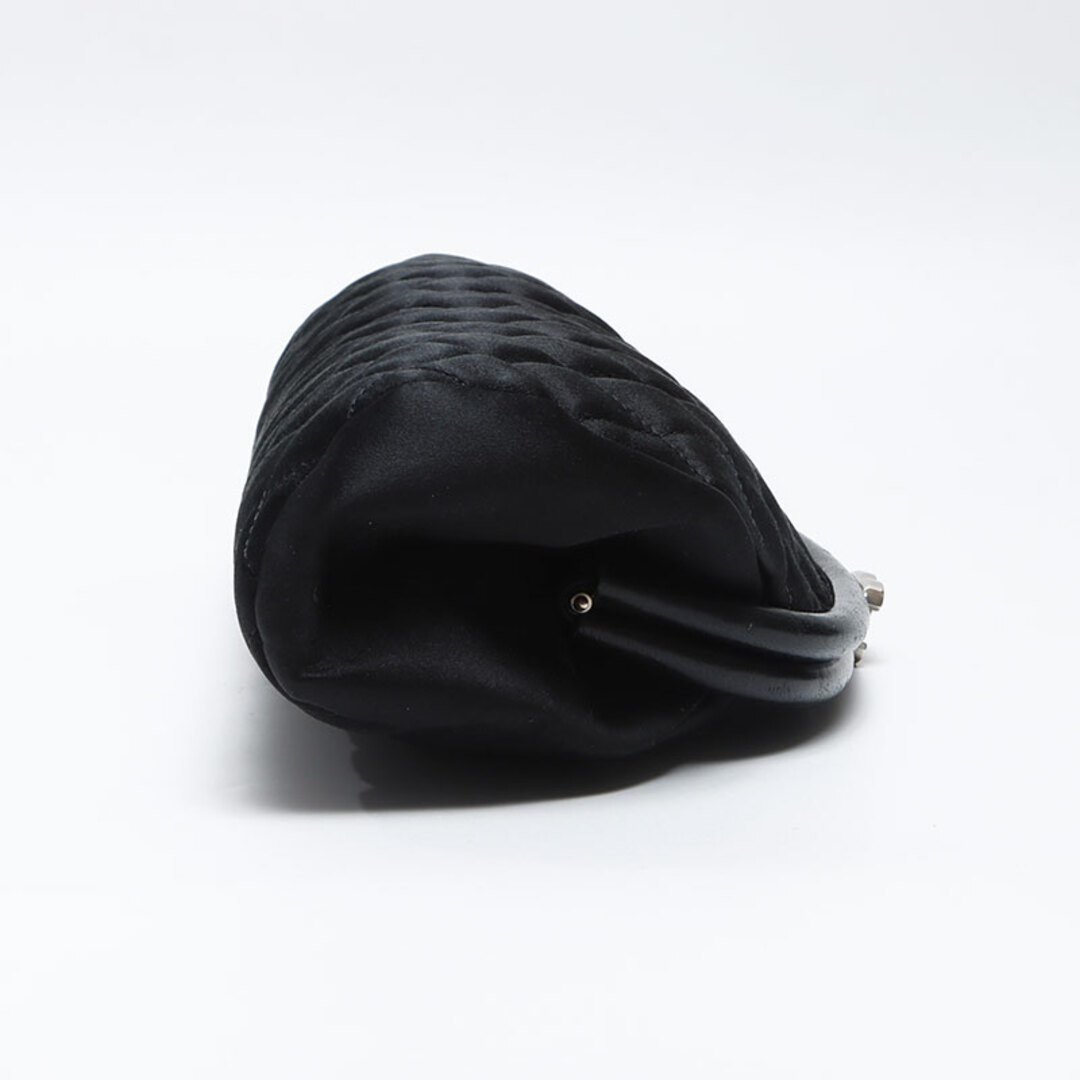 CHANEL - シャネル CHANEL 11番台 2007-2008 サテン クラッチ CHANEL - シャネル CHANEL 11番台 2007-2008 サテン クラッチ