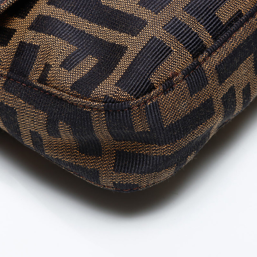 FENDI - フェンディ FENDI マンマバケット ズッカ ショルダー FENDI - フェンディ FENDI マンマバケット ズッカ ショルダー