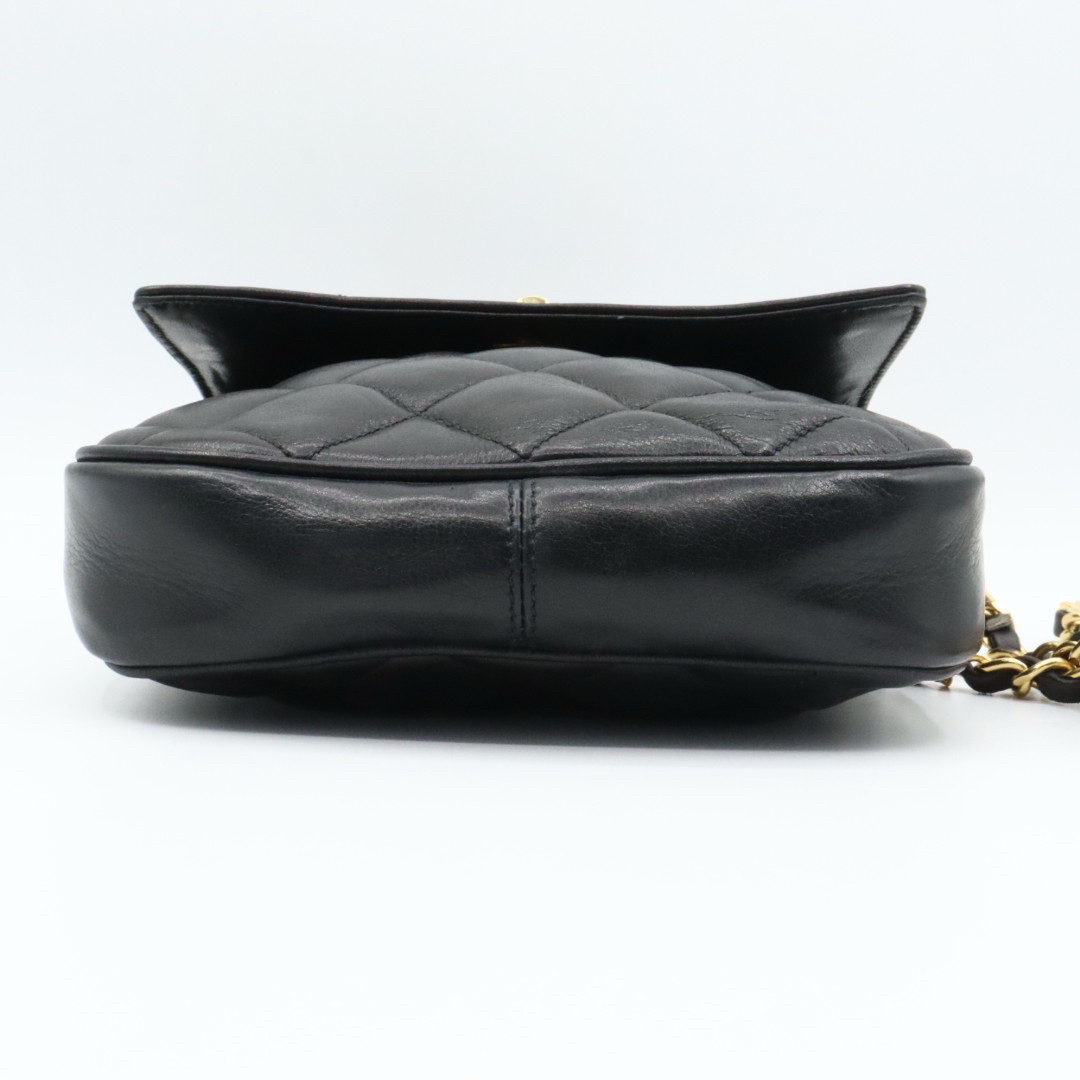 CHANEL - 美品 シャネル ラムスキン ターンロック ショルダー CHANEL - 美品 シャネル ラムスキン ターンロック ショルダー