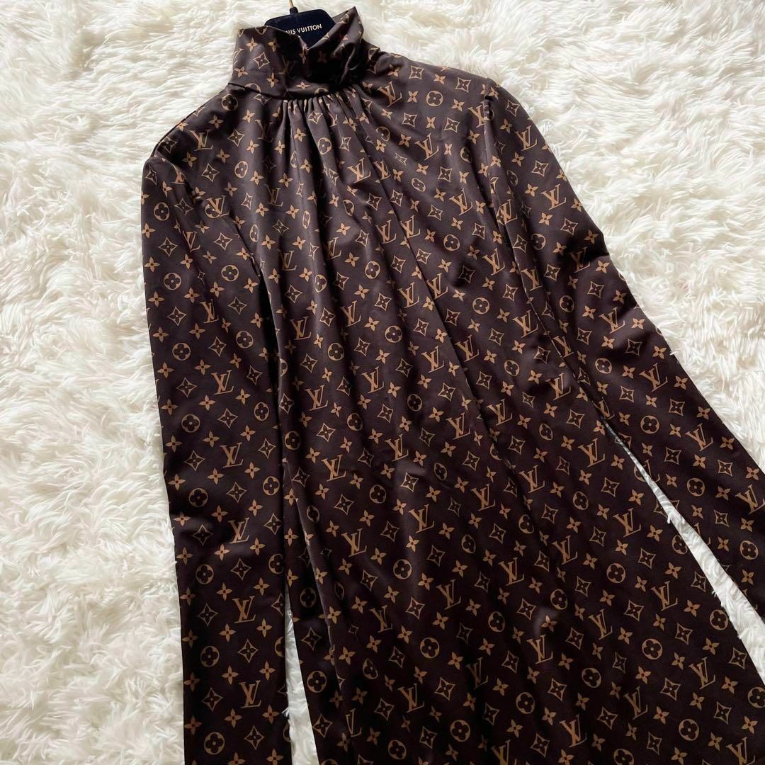 LOUIS VUITTON - 未使用級 ルイヴィトン 膝丈ワンピース LOUIS VUITTON - 未使用級 ルイヴィトン 膝丈ワンピース