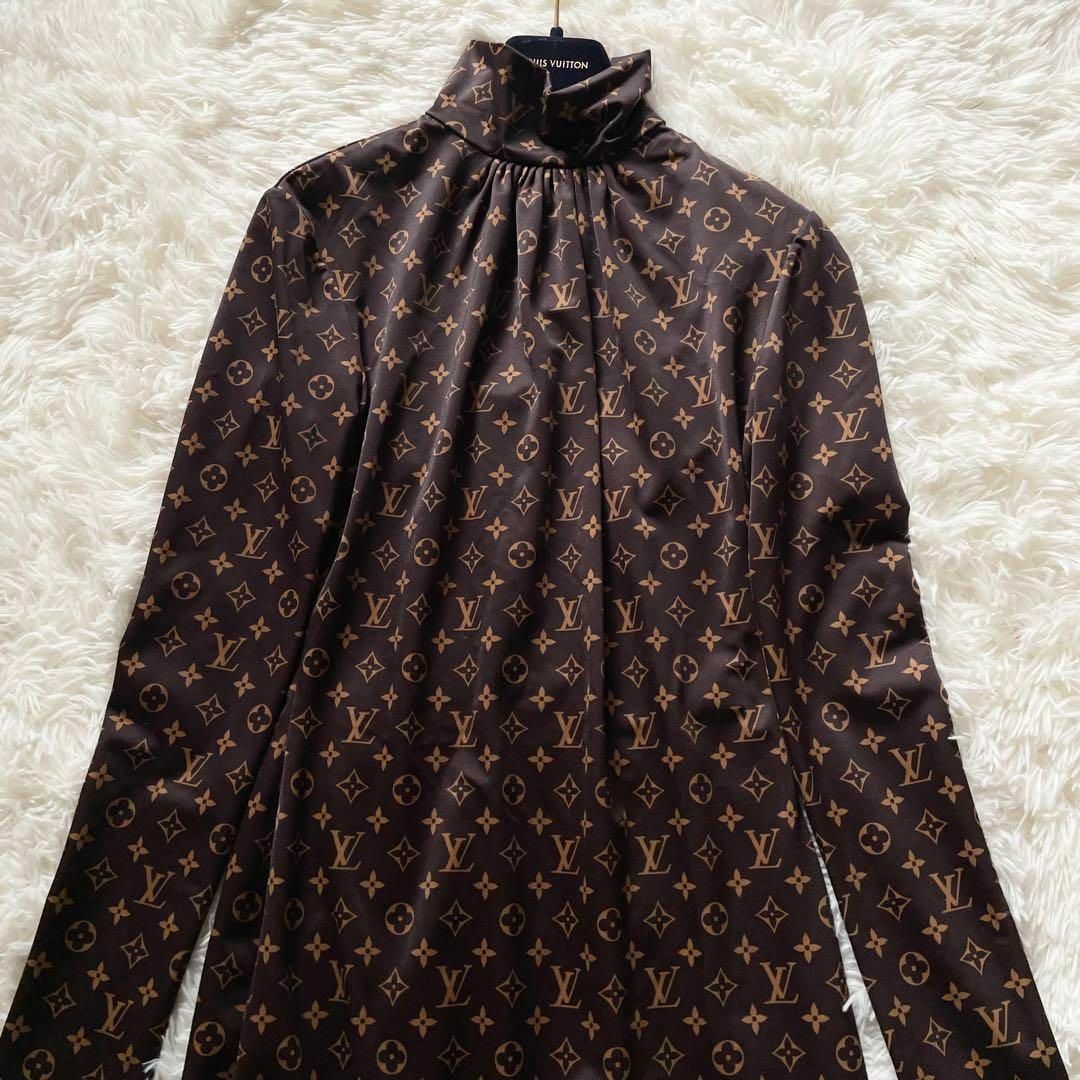 LOUIS VUITTON - 未使用級 ルイヴィトン 膝丈ワンピース LOUIS VUITTON - 未使用級 ルイヴィトン 膝丈ワンピース
