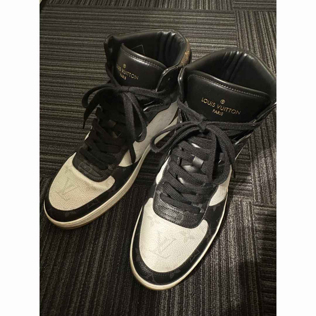 LOUIS VUITTON - 美品 ルイヴィトン スニーカー 7 1/2 26.5 LOUIS VUITTON - 美品 ルイヴィトン スニーカー 7 1/2 26.5