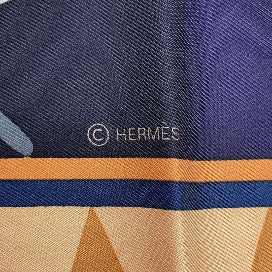 HERMES - エルメス スカーフ カレ90 パラード・アン HERMES - エルメス スカーフ カレ90 パラード・アン