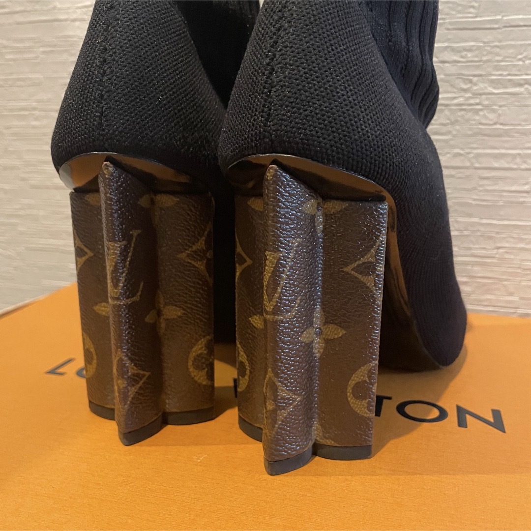 LOUIS VUITTON - ルイヴィトン シルエット・ライン アンクル LOUIS VUITTON - ルイヴィトン シルエット・ライン アンクル