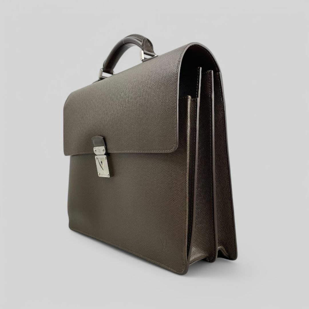LOUIS VUITTON - □ルイ ヴィトン□タイガ ロブスト2 ビジネス LOUIS VUITTON - □ルイ ヴィトン□タイガ ロブスト2 ビジネス
