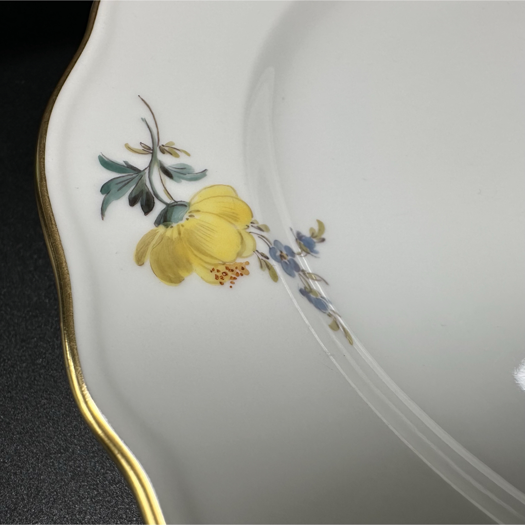 MEISSEN - 美品 マイセン5つ花 キンポウゲ プレート18cm1枚、1級 MEISSEN - 美品 マイセン5つ花 キンポウゲ プレート18cm1枚、1級