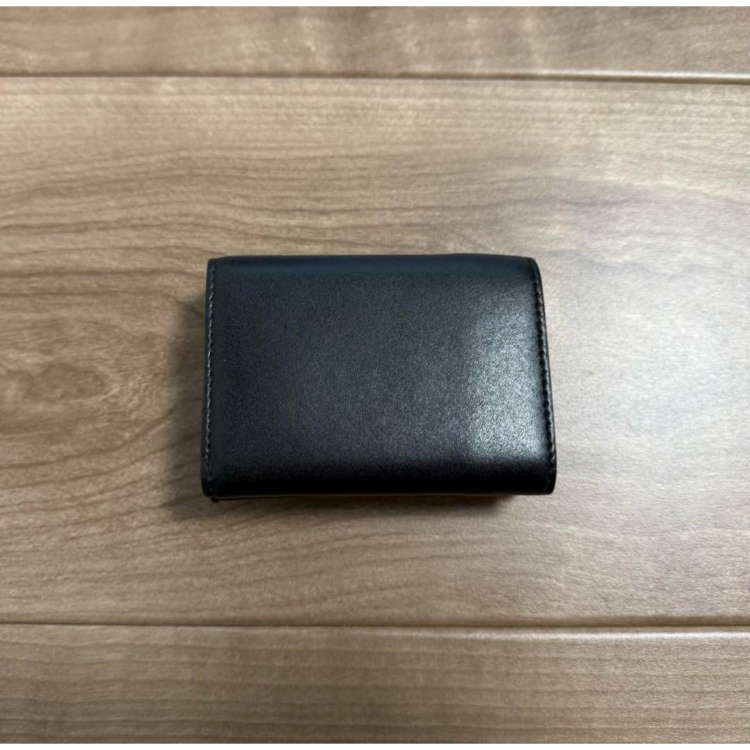 FENDI - FENDI フェンディ 三つ折り財布 ブラックの通販 by FENDI - FENDI フェンディ 三つ折り財布 ブラックの通販 by