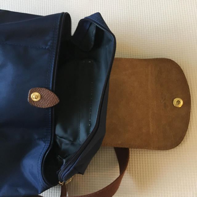 LONGCHAMP(ロンシャン)のLONGCHAMP 折りたたみリュックサック ネイビー レディースのバッグ(リュック/バックパック)の商品写真