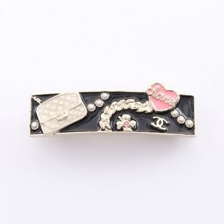 CHANEL(バレッタ/ヘアクリップ)のフリマアイテム一覧 CHANEL(バレッタ/ヘアクリップ)のフリマアイテム一覧