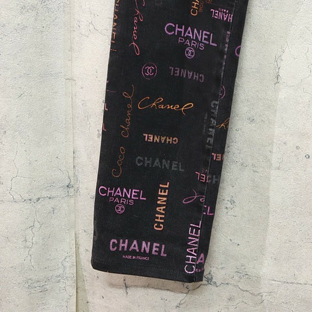 CHANEL - 【広尾店】美品 シャネル CHANEL プリントロゴデニム CHANEL - 【広尾店】美品 シャネル CHANEL プリントロゴデニム