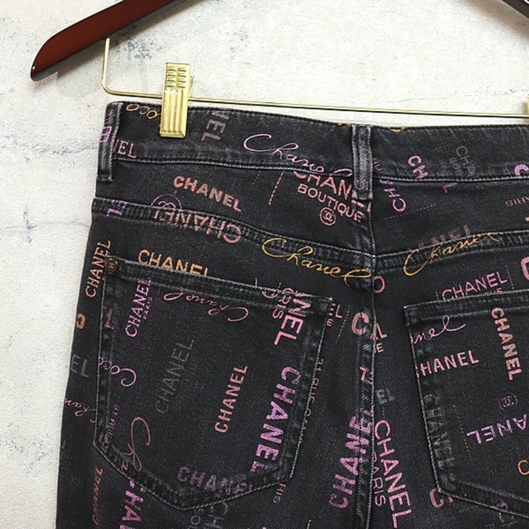 CHANEL - 【広尾店】美品 シャネル CHANEL プリントロゴデニム CHANEL - 【広尾店】美品 シャネル CHANEL プリントロゴデニム