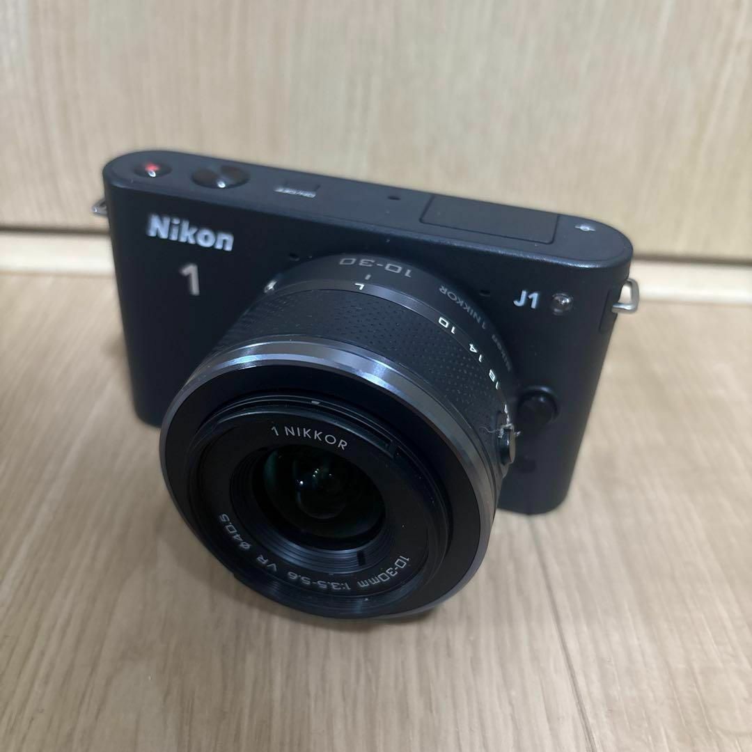 Nikon ニコン 1 J1 レンズキット ミラーレス一眼カメラの通販 by Nikon ニコン 1 J1 レンズキット ミラーレス一眼カメラの通販 by