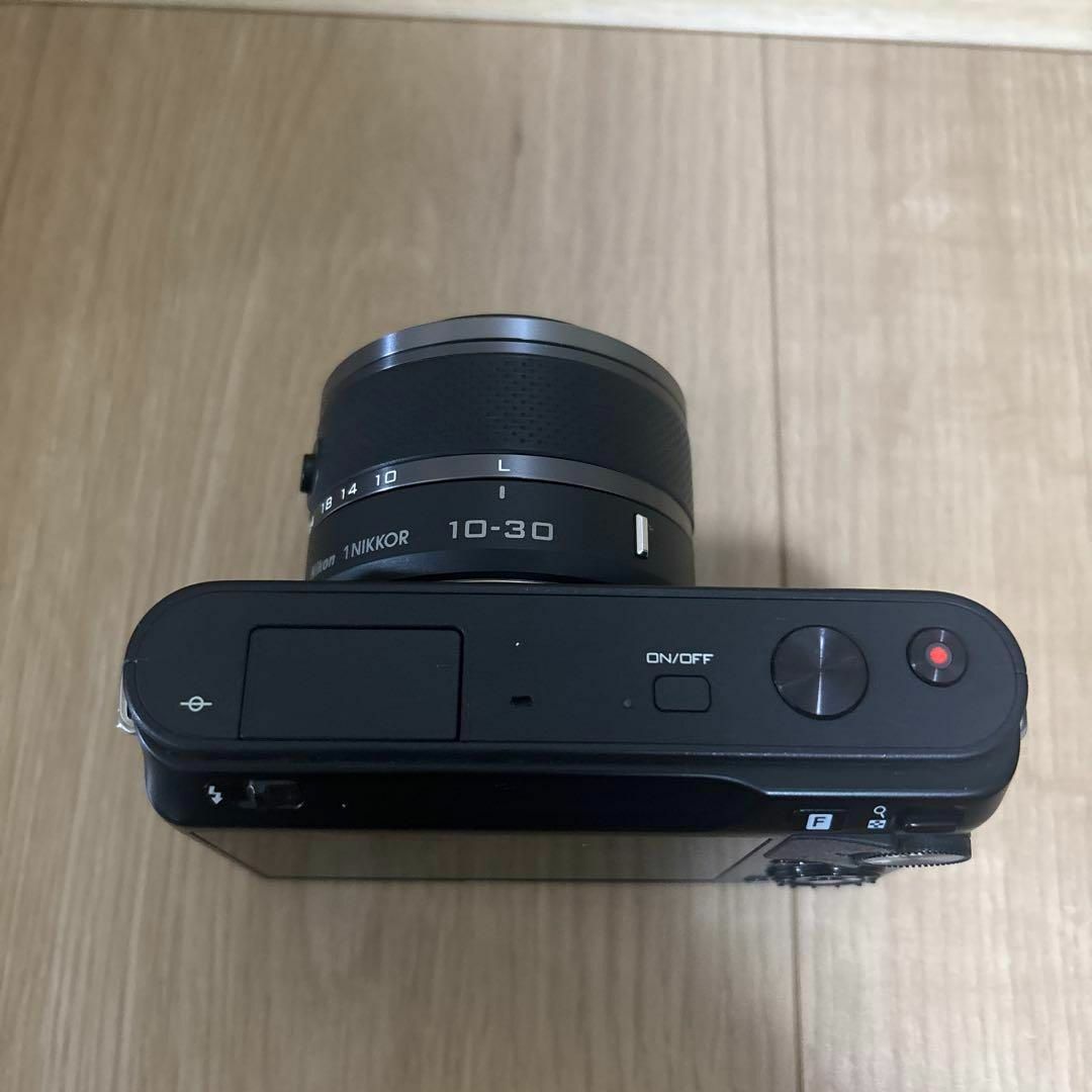 Nikon ニコン 1 J1 レンズキット ミラーレス一眼カメラの通販 by Nikon ニコン 1 J1 レンズキット ミラーレス一眼カメラの通販 by