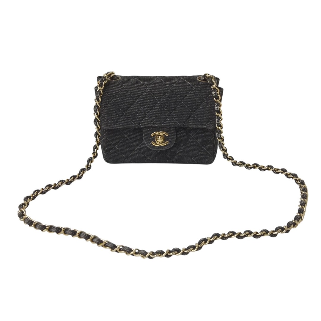 CHANEL - CHANEL シャネル デニム ミニマトラッセ 17 チェーン CHANEL - CHANEL シャネル デニム ミニマトラッセ 17 チェーン