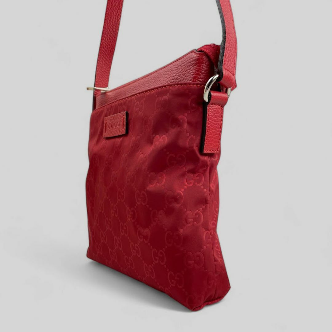 GUCCI - 未使用□GUCCI グッチ□ GG柄 GGナイロンx高級レザー GUCCI - 未使用□GUCCI グッチ□ GG柄 GGナイロンx高級レザー