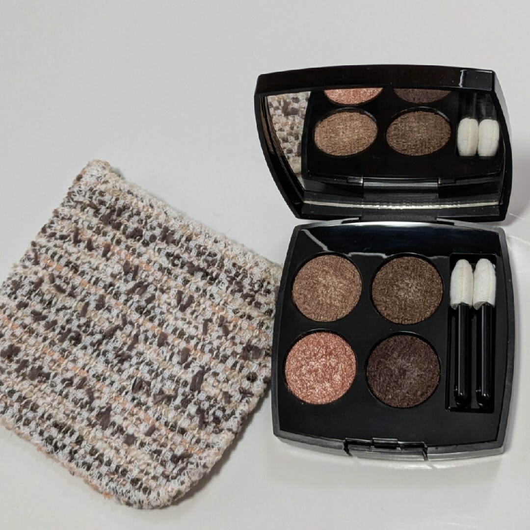 CHANEL - シャネルレキャトルオンブルツイード 04ツイードブラン CHANEL - シャネルレキャトルオンブルツイード 04ツイードブラン