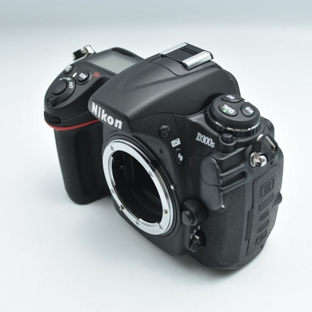 B#7769 ショット数303回! Nikon D300S ボディ の通販 by Makana B#7769 ショット数303回! Nikon D300S ボディ の通販 by Makana