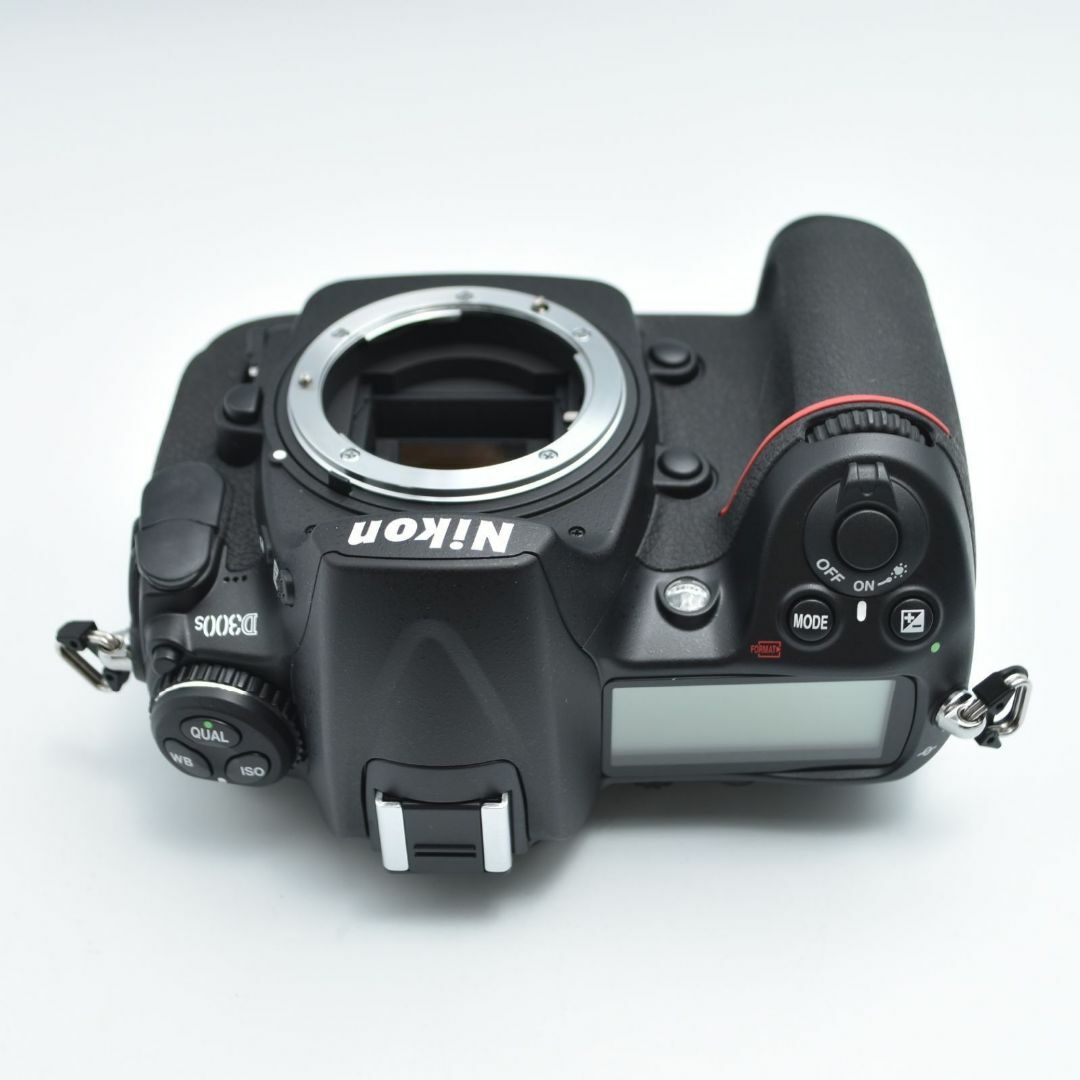 B#7769 ショット数303回! Nikon D300S ボディ の通販 by Makana B#7769 ショット数303回! Nikon D300S ボディ の通販 by Makana