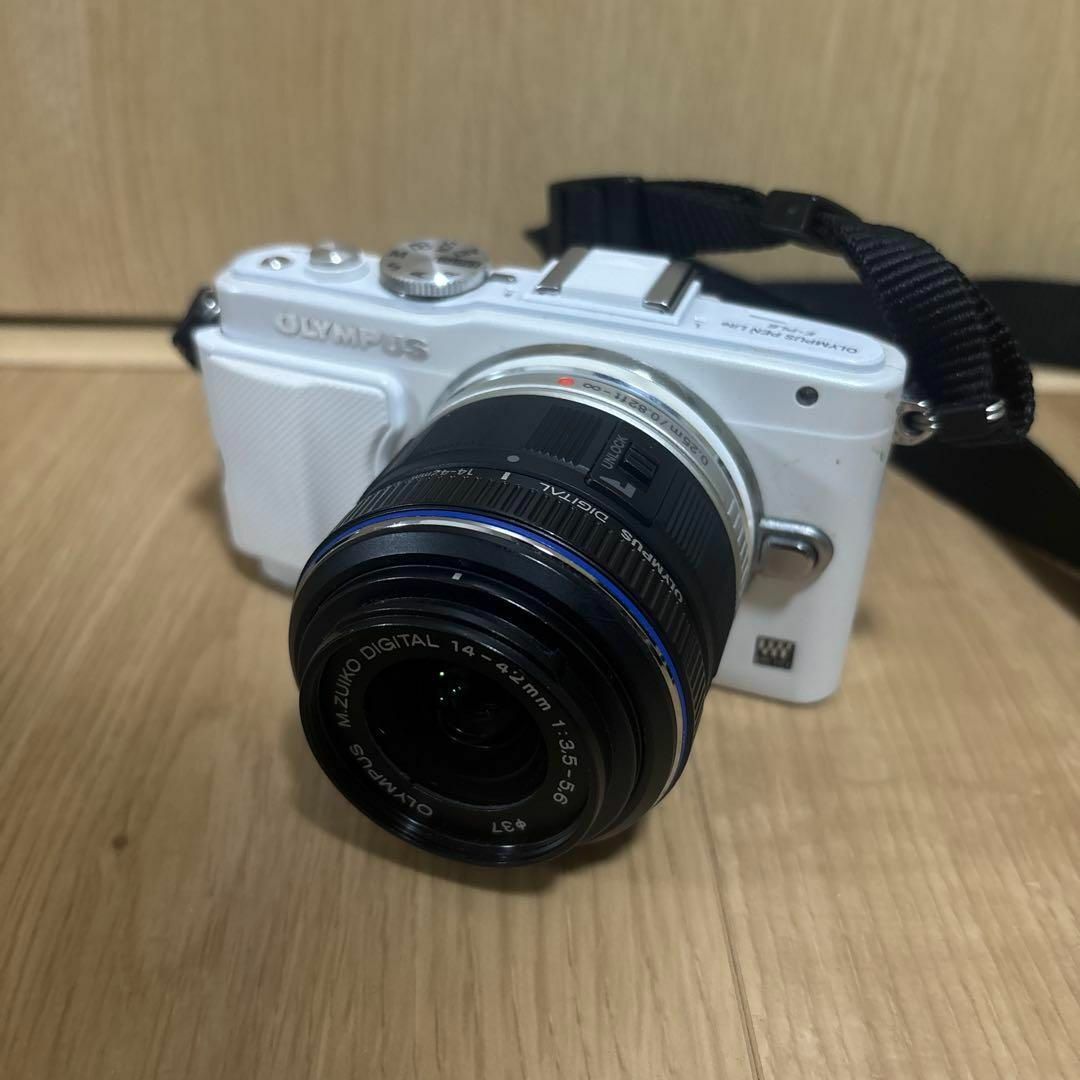 OLYMPUS オリンパス PEN Lite E-PL6 ミラーレス一眼カメラの通販 OLYMPUS オリンパス PEN Lite E-PL6 ミラーレス一眼カメラの通販