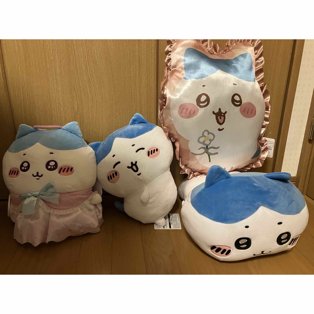 ちいかわ - ちいかわ ぬいぐるみ クッション セット (ハチワレ ちいかわ - ちいかわ ぬいぐるみ クッション セット (ハチワレ