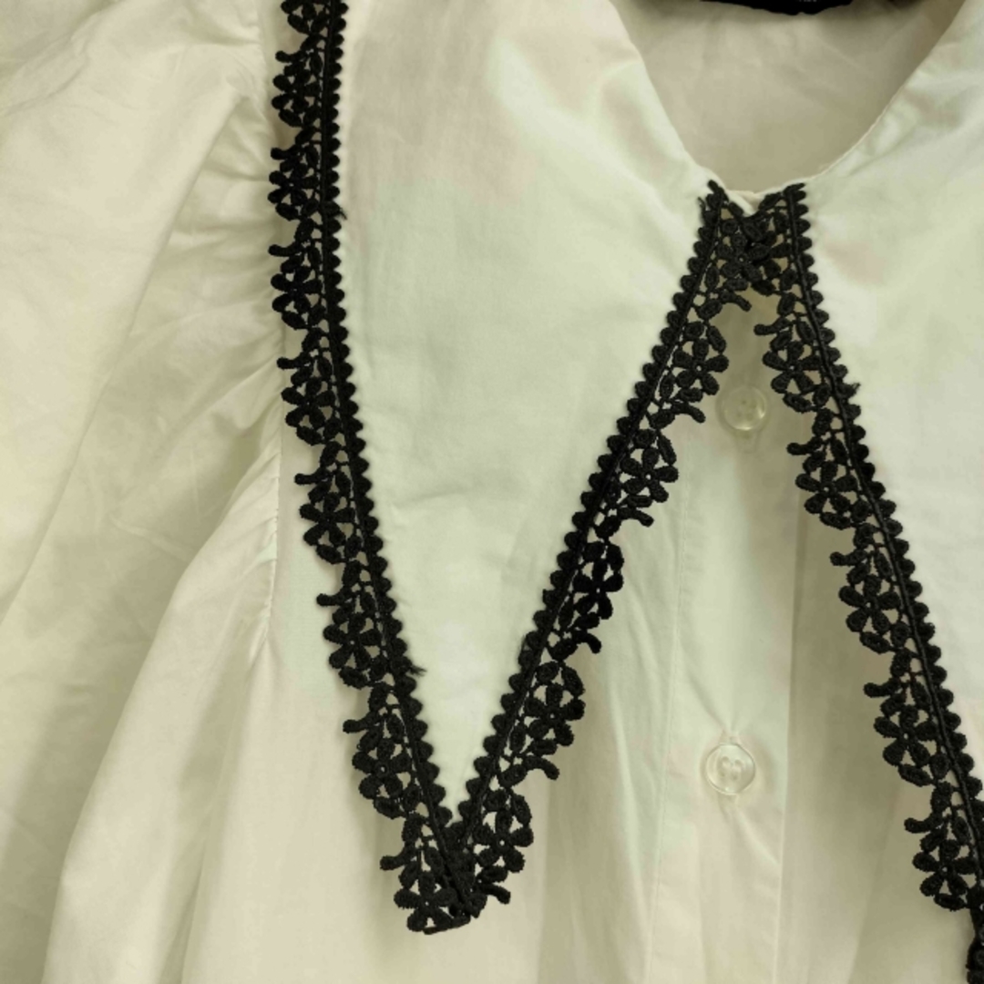 ZARA - ZARA(ザラ) レース刺繍 ビックカラー フレアスリーブ ZARA - ZARA(ザラ) レース刺繍 ビックカラー フレアスリーブ