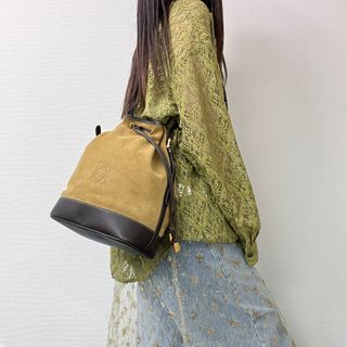 LOEWE - LOEWE ロエベ アナグラム ショルダーバッグ 肩掛け LOEWE - LOEWE ロエベ アナグラム ショルダーバッグ 肩掛け