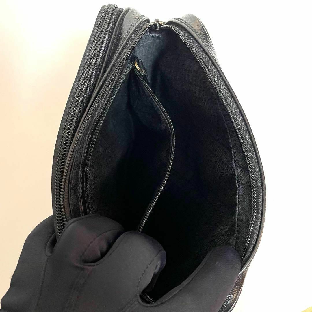 GUCCI - ✨極美品✨GUCCI グッチ レザー クラッチバッグ リスト GUCCI - ✨極美品✨GUCCI グッチ レザー クラッチバッグ リスト