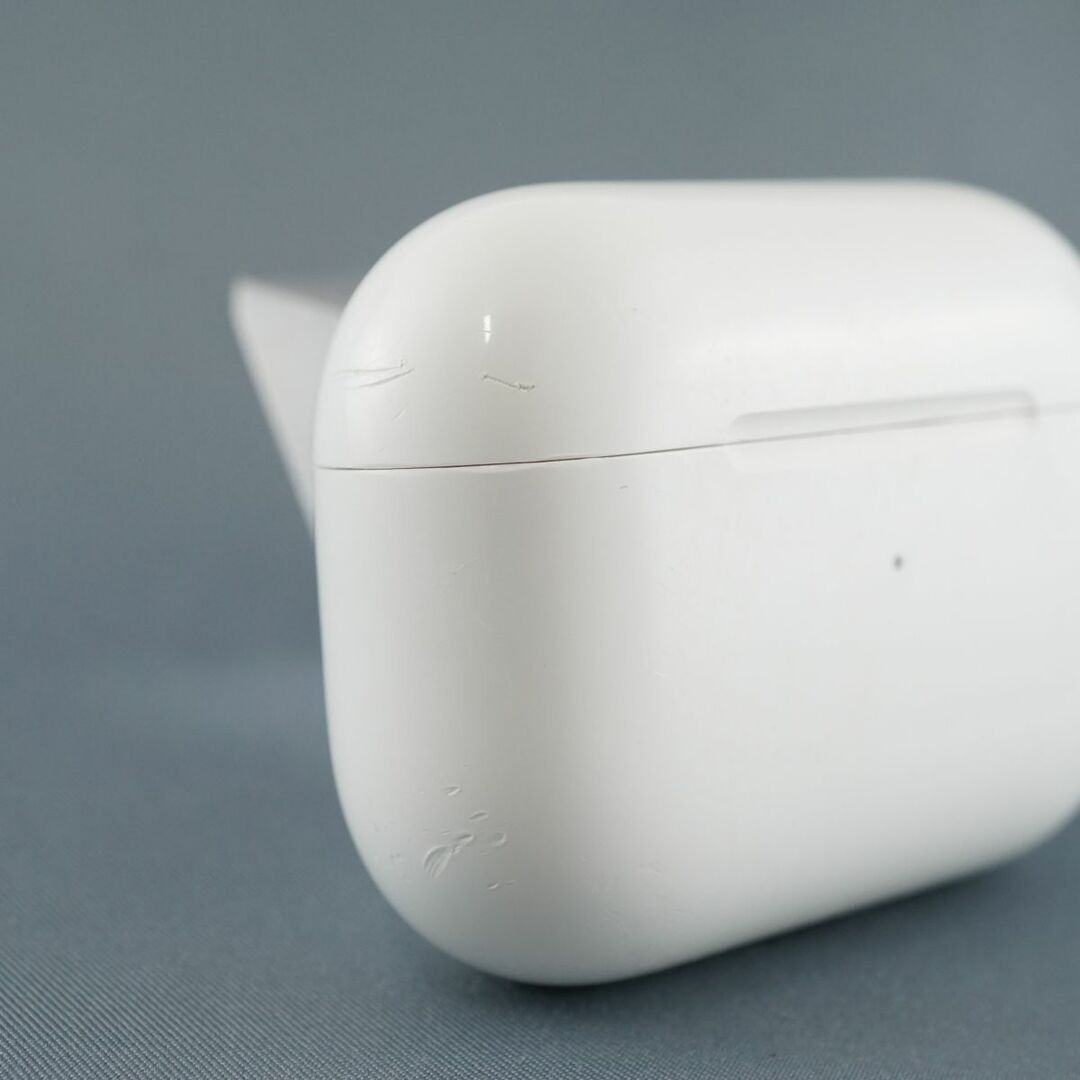 Apple - Apple AirPods Pro 第二世代 充電ケースのみ USED品 Apple - Apple AirPods Pro 第二世代 充電ケースのみ USED品