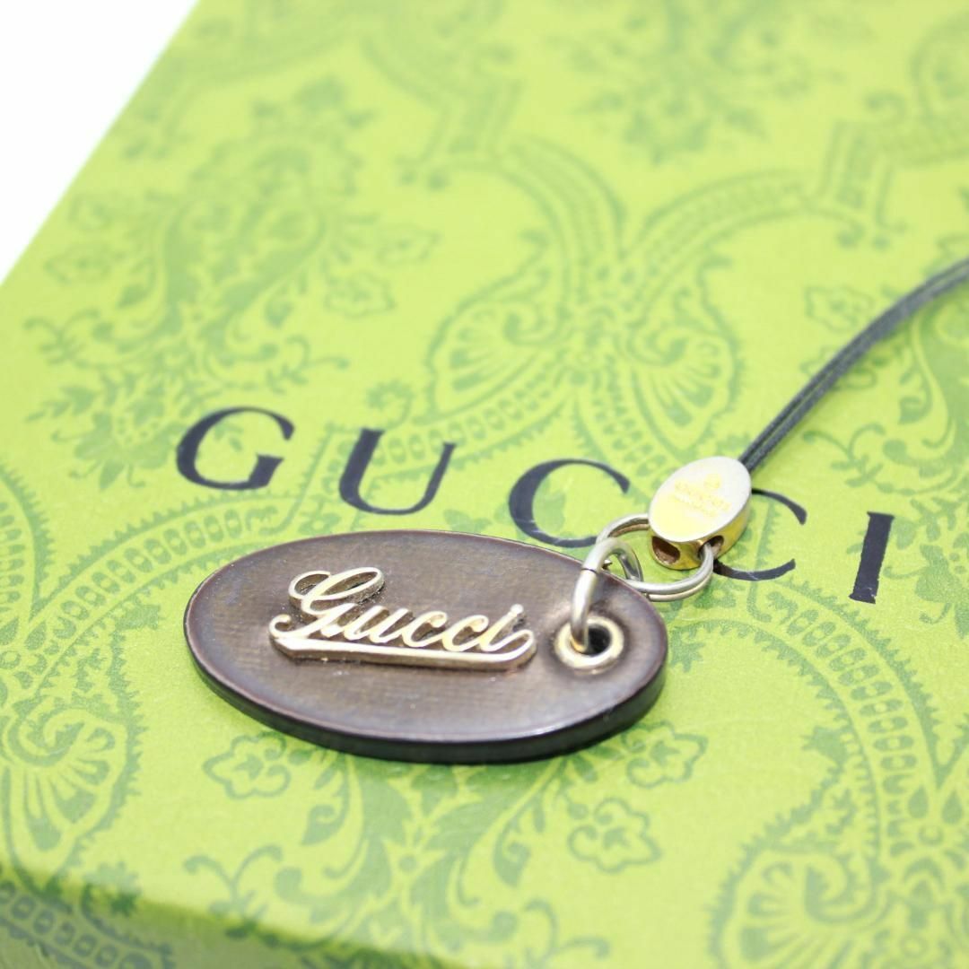 GUCCI - GUCCI グッチ ロゴ チャーム キーホルダー 携帯 GUCCI - GUCCI グッチ ロゴ チャーム キーホルダー 携帯