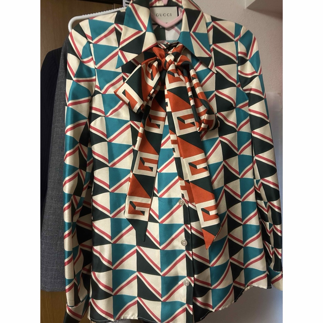 GUCCI - GUCCI GG ボウタイブラウス Sサイズの通販 by みかん's GUCCI - GUCCI GG ボウタイブラウス Sサイズの通販 by みかん's