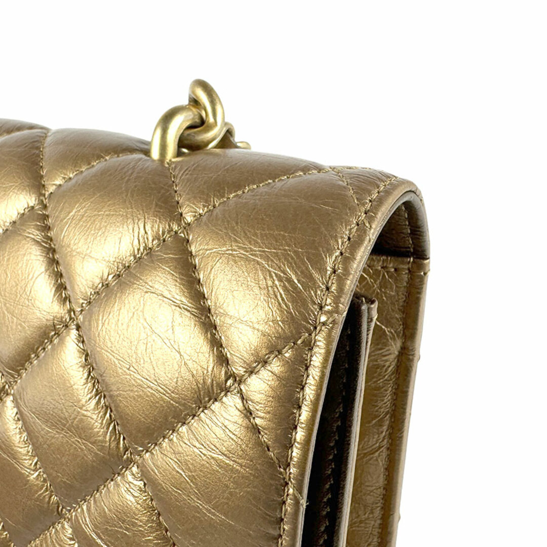 CHANEL - シャネル CHANEL ショルダーバッグ レザー ゴールド CHANEL - シャネル CHANEL ショルダーバッグ レザー ゴールド