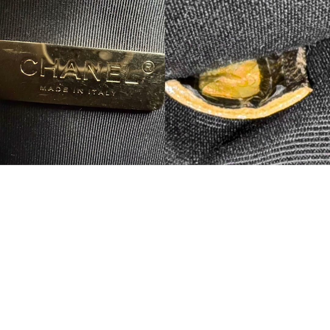 CHANEL - シャネル CHANEL ショルダーバッグ レザー ゴールド CHANEL - シャネル CHANEL ショルダーバッグ レザー ゴールド