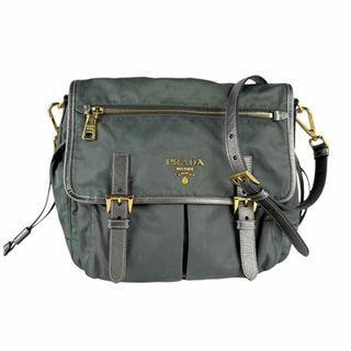 PRADA(グリーン・カーキ/緑色系)のフリマアイテム一覧 PRADA(グリーン・カーキ/緑色系)のフリマアイテム一覧