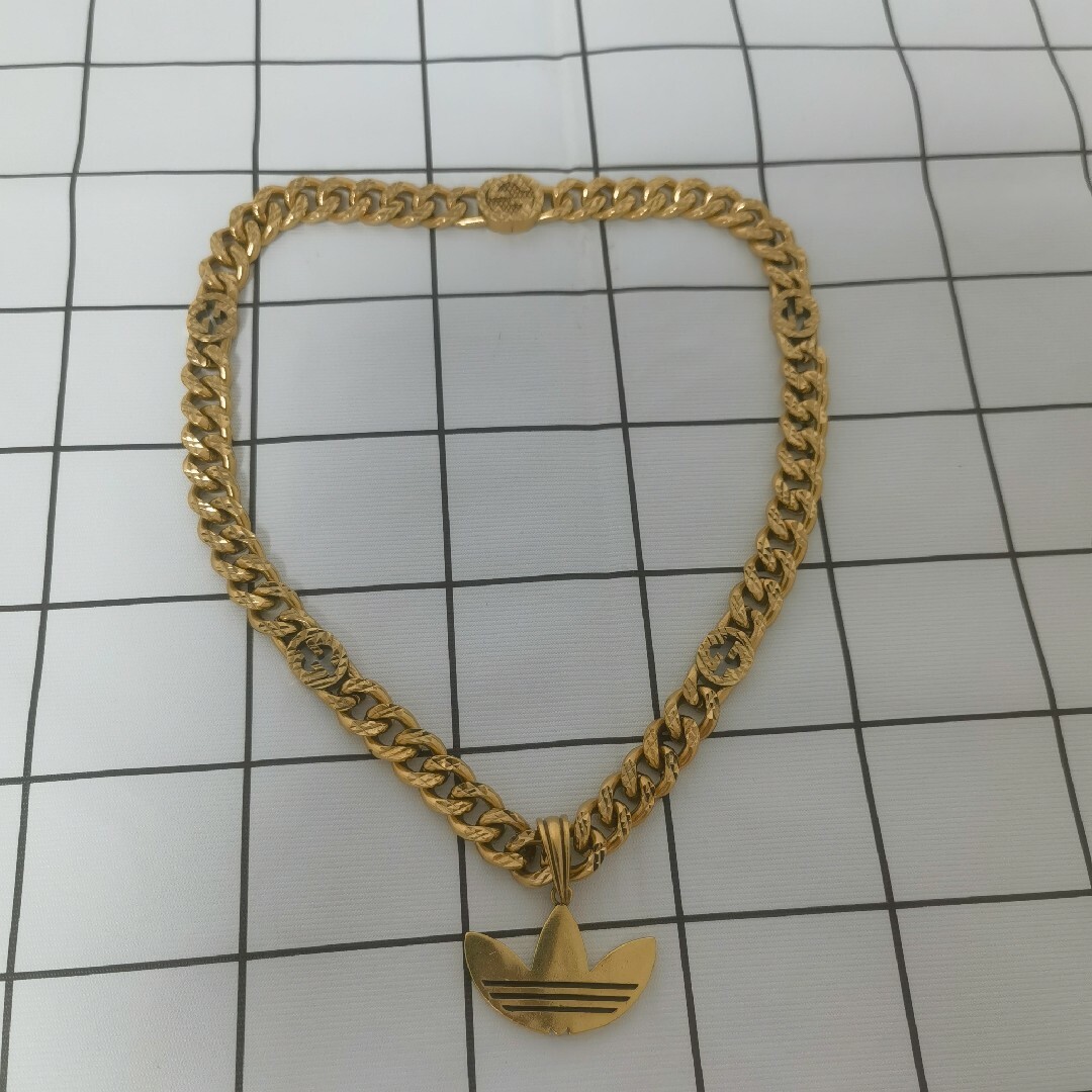 GUCCI - 人気美品☆adidas x Gucci ネックレスの通販 by お GUCCI - 人気美品☆adidas x Gucci ネックレスの通販 by お