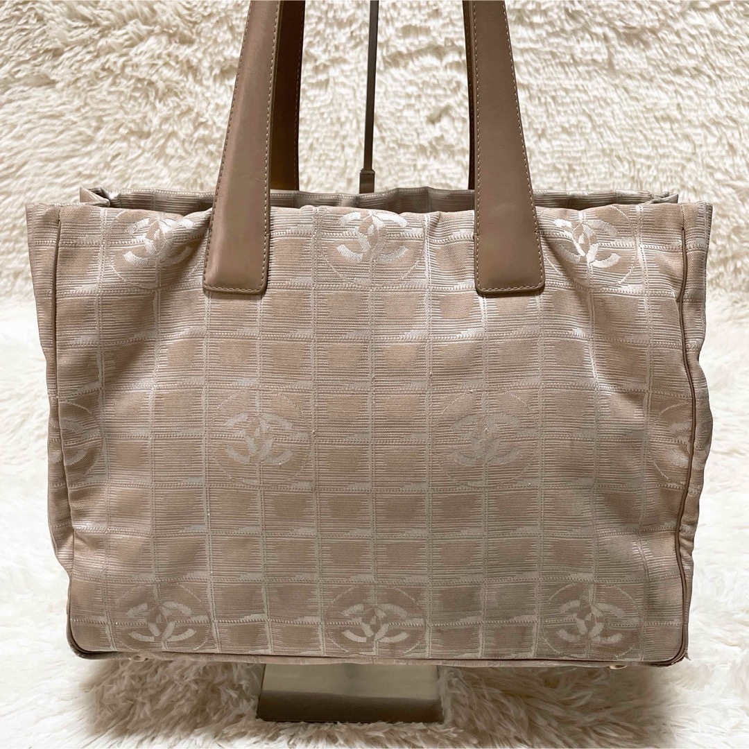 CHANEL - CHANEL シャネル ニュートラベルライン トートバッグ CHANEL - CHANEL シャネル ニュートラベルライン トートバッグ