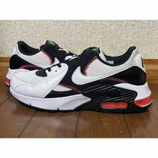 NIKE - NIKE 白×赤 ハイカットスニーカー♫の通販 by meyz NIKE - NIKE 白×赤 ハイカットスニーカー♫の通販 by meyz