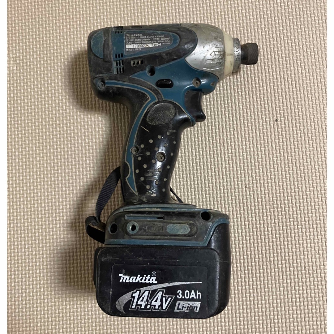 Makita - マキタ 充電式インパクトドライバー TD138DRFX 青の Makita - マキタ 充電式インパクトドライバー TD138DRFX 青の