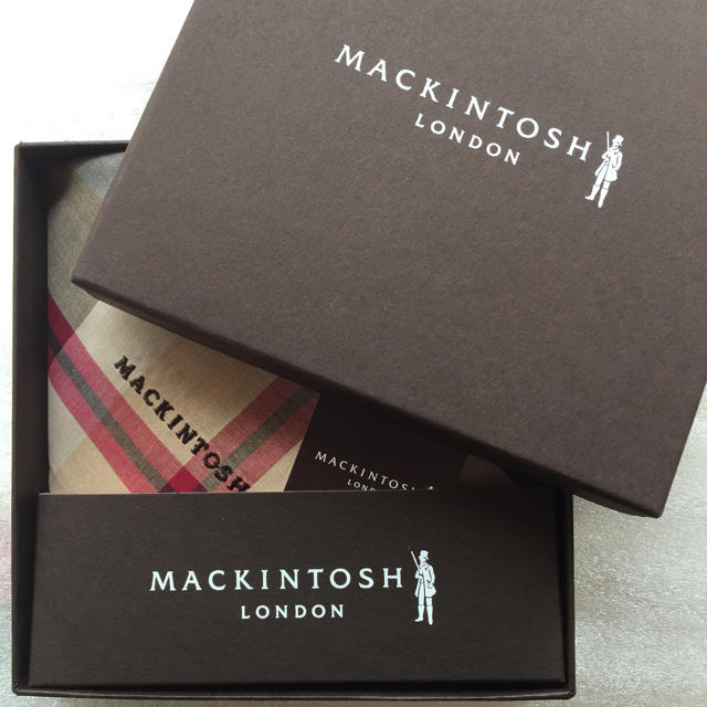 MACKINTOSH PHILOSOPHY(マッキントッシュフィロソフィー)のギフト ラッピング マッキントッシュ ロンドン ハンカチ メンズのファッション小物(その他)の商品写真