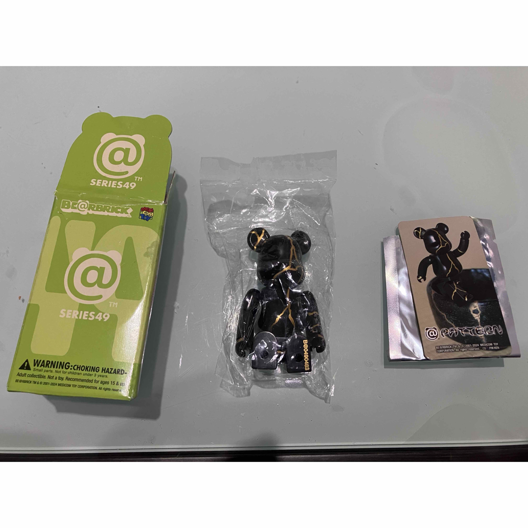 BE@RBRICK(ベアブリック)のPATTERN パターン 金継ぎ ベアブリック BE@RBRICK 49 エンタメ/ホビーのおもちゃ/ぬいぐるみ(キャラクターグッズ)の商品写真