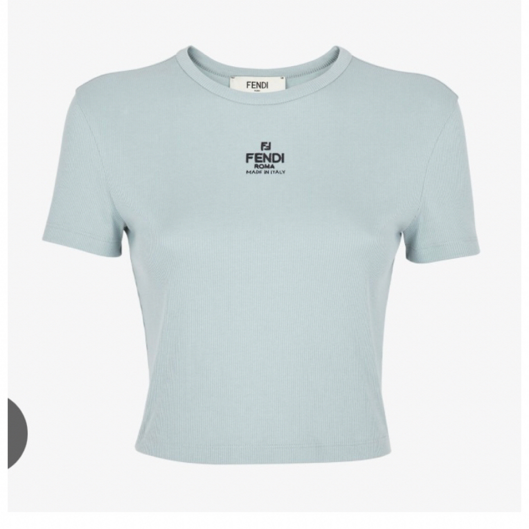 FENDI - フェンディ クロップド丈クルーネックトップスの通販 by FENDI - フェンディ クロップド丈クルーネックトップスの通販 by