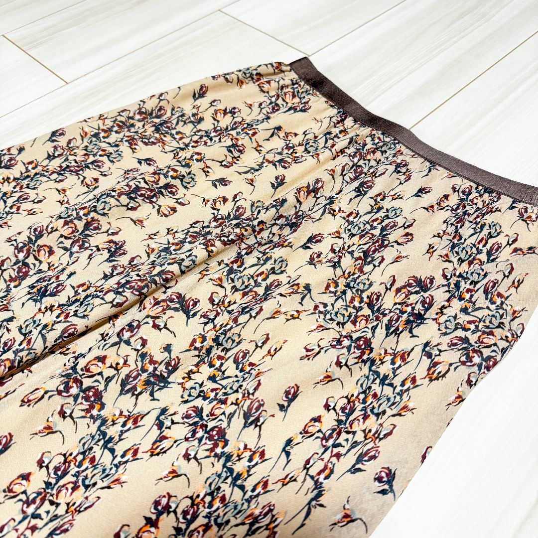 IENA - IENAのフラワー柄スカートの通販 by Meri shop|イエナ IENA - IENAのフラワー柄スカートの通販 by Meri shop|イエナ