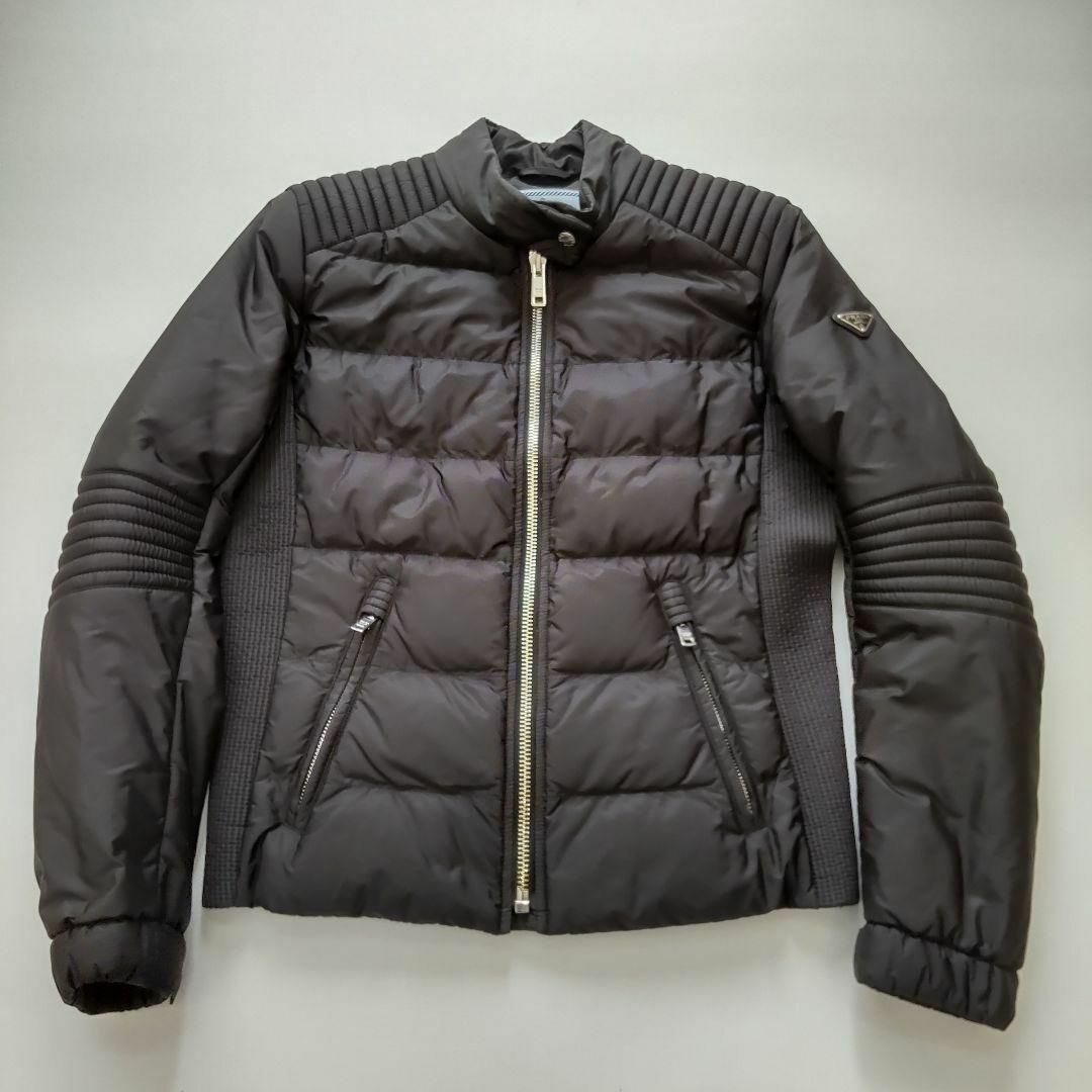 PRADA - 美品 プラダ ダウンジャケット 三角ロゴ ブラック PRADA - 美品 プラダ ダウンジャケット 三角ロゴ ブラック
