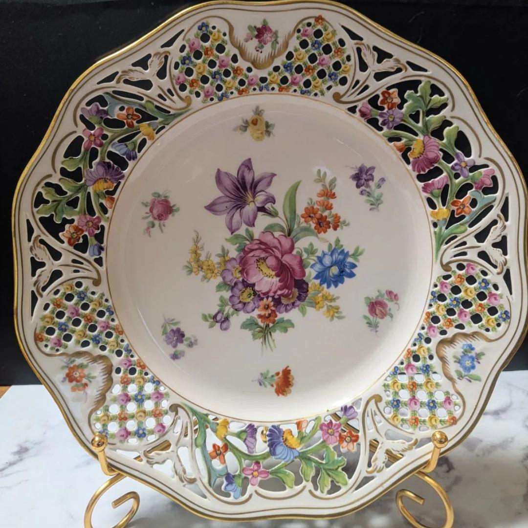 MEISSEN - １級品 シューマン ババリア 26㎝ 金彩エッジ オープンワーク メッシュ 小花