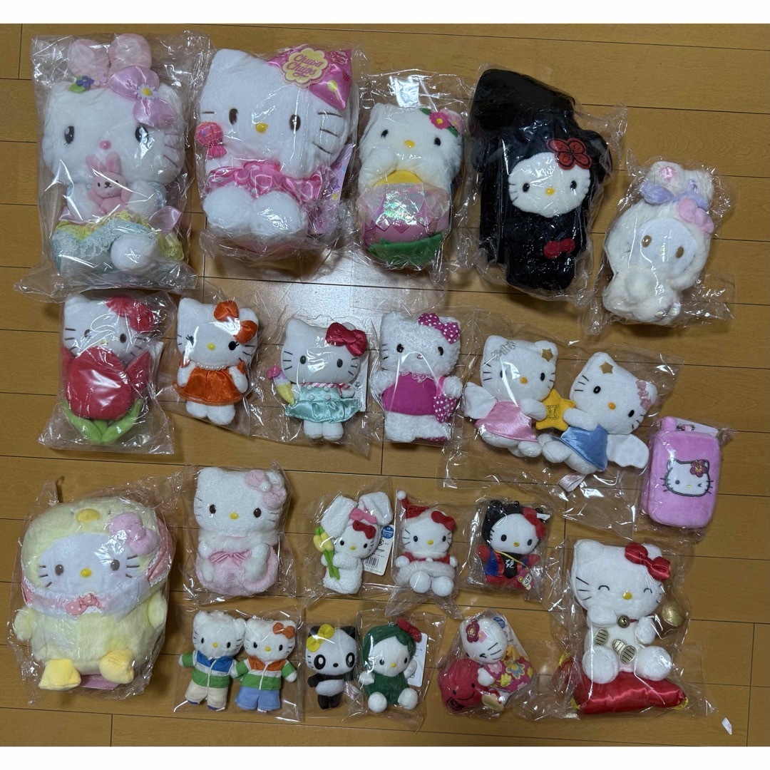 サンリオ - ハローキティ マスコット ぬいぐるみセット 21点の サンリオ - ハローキティ マスコット ぬいぐるみセット 21点の