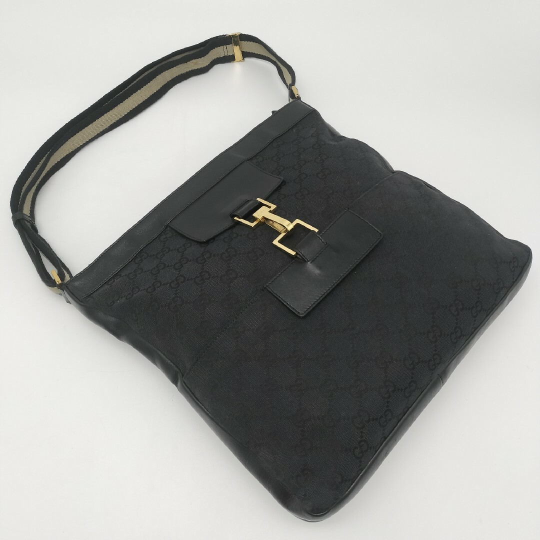 GUCCI - 極美品✨グッチ ショルダーバッグ GG柄の通販 by GUCCI - 極美品✨グッチ ショルダーバッグ GG柄の通販 by