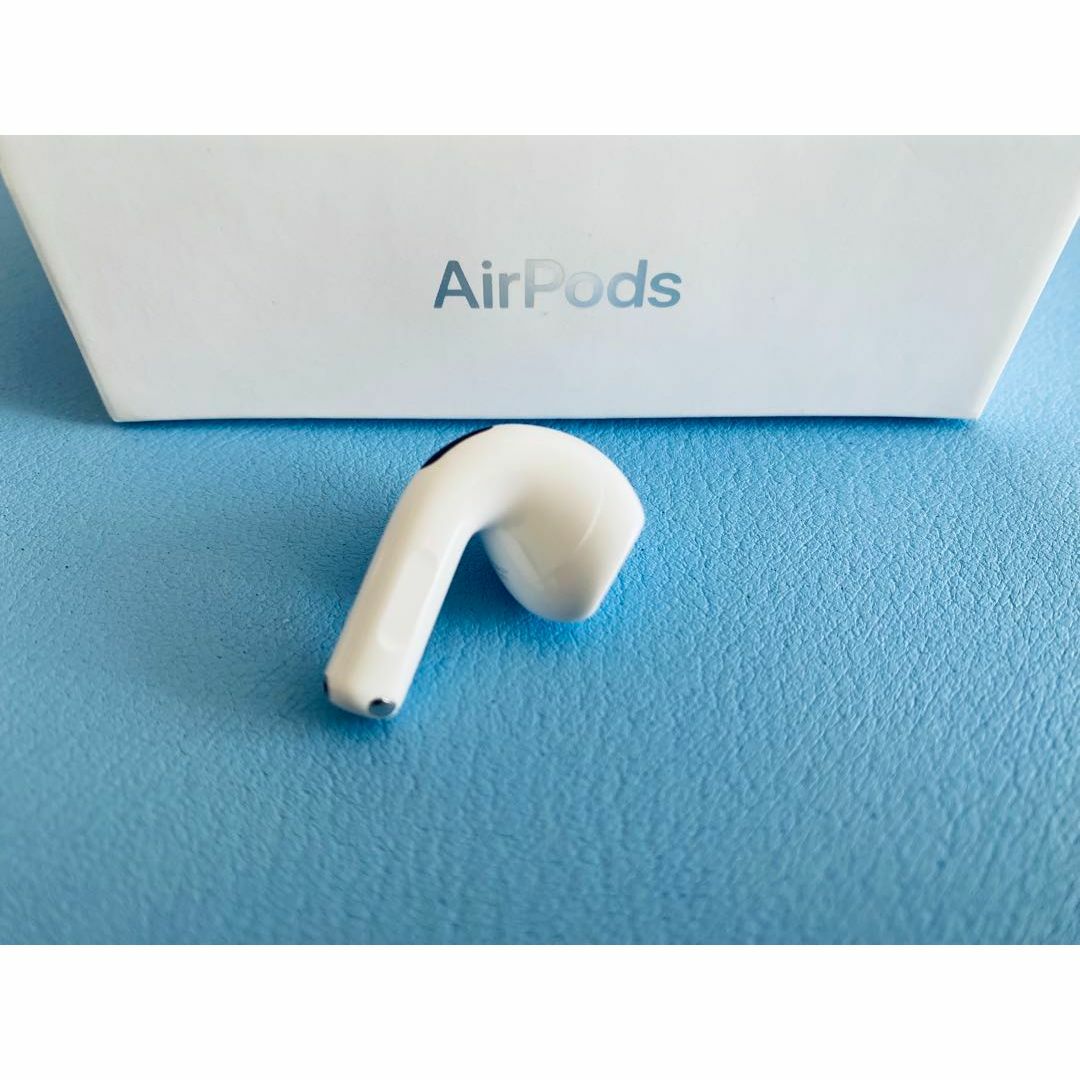 Apple - AirPods 第4世代 R片耳 右耳のみ イヤホン A3055の通販 Apple - AirPods 第4世代 R片耳 右耳のみ イヤホン A3055の通販