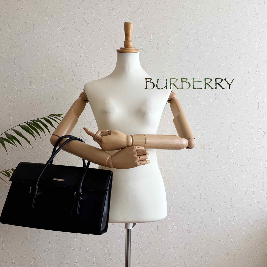 BURBERRY - 超美品 BURBERRY バーバリー レザートートバッグの BURBERRY - 超美品 BURBERRY バーバリー レザートートバッグの