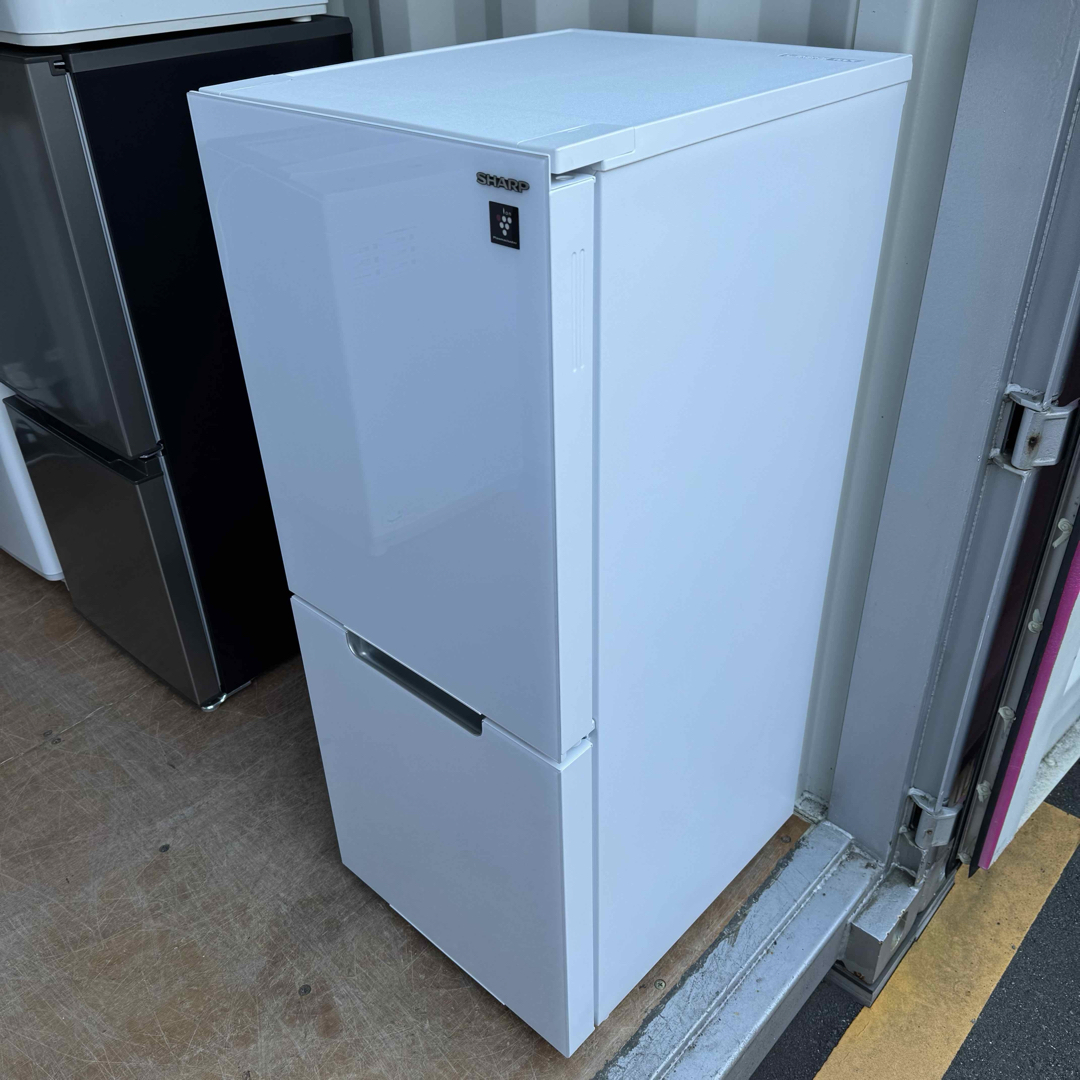 SHARP - ☆C7326☆2023年製美品☆シャープ 冷蔵庫 ガラス扉 SHARP - ☆C7326☆2023年製美品☆シャープ 冷蔵庫 ガラス扉