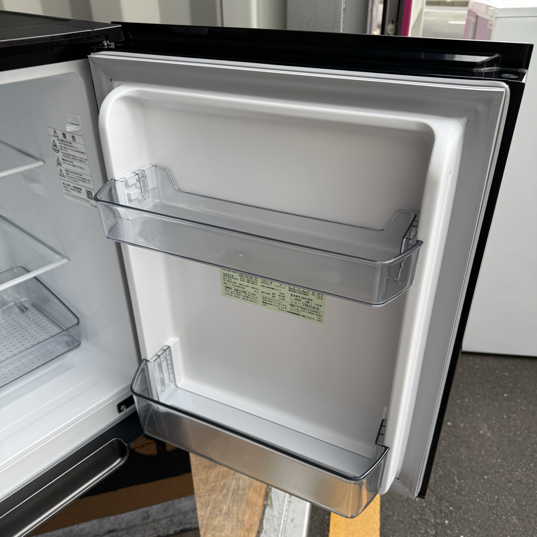 SHARP - C7408☆2023年製☆ほぼ新品☆シャープ冷蔵庫 右、左開き SHARP - C7408☆2023年製☆ほぼ新品☆シャープ冷蔵庫 右、左開き