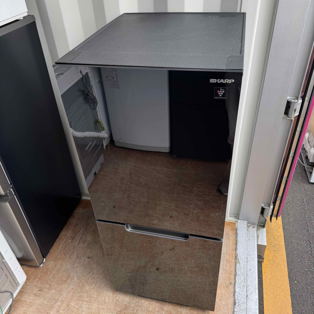 SHARP - C7408☆2023年製☆ほぼ新品☆シャープ冷蔵庫 右、左開き SHARP - C7408☆2023年製☆ほぼ新品☆シャープ冷蔵庫 右、左開き